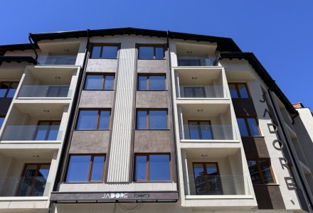 Bright studio with a functional layout in a residential complex.